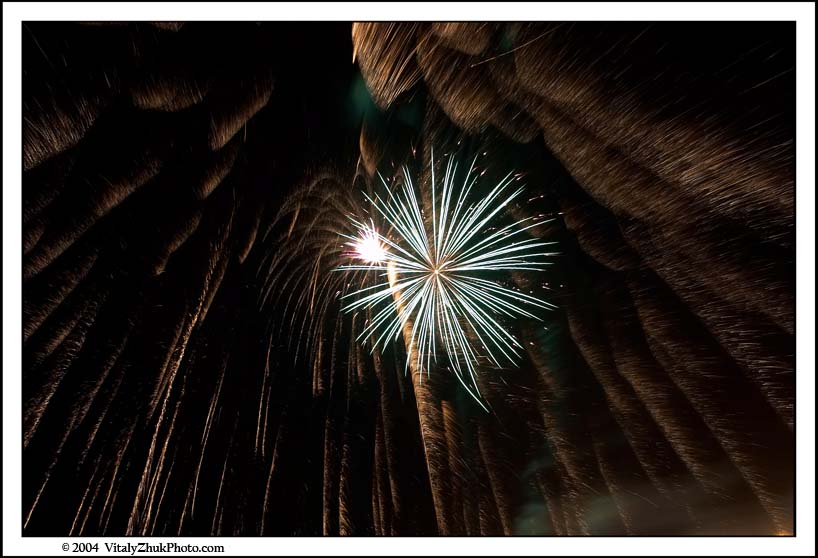 FireWorksHamptonBeach4July04 109CWX