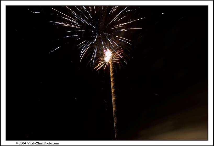 FireWorksHamptonBeach4July04 120CWX