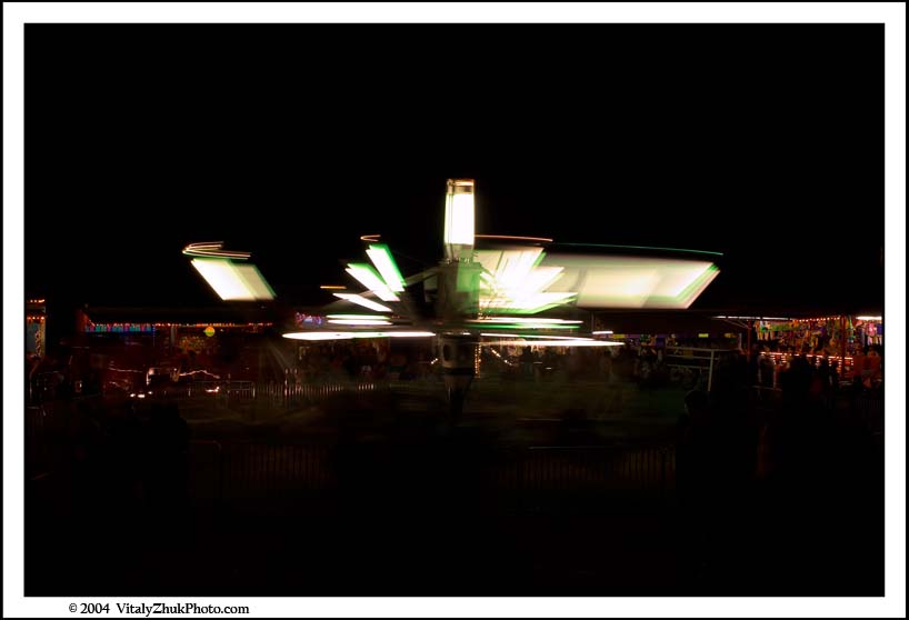 SouthwickCarnivalFireWorks2004 09CWX
