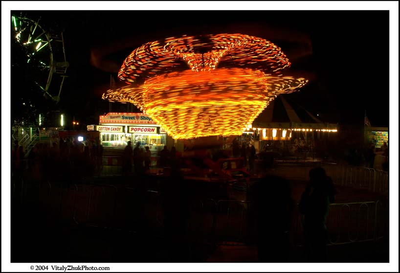 SouthwickCarnivalFireWorks2004 15CWX
