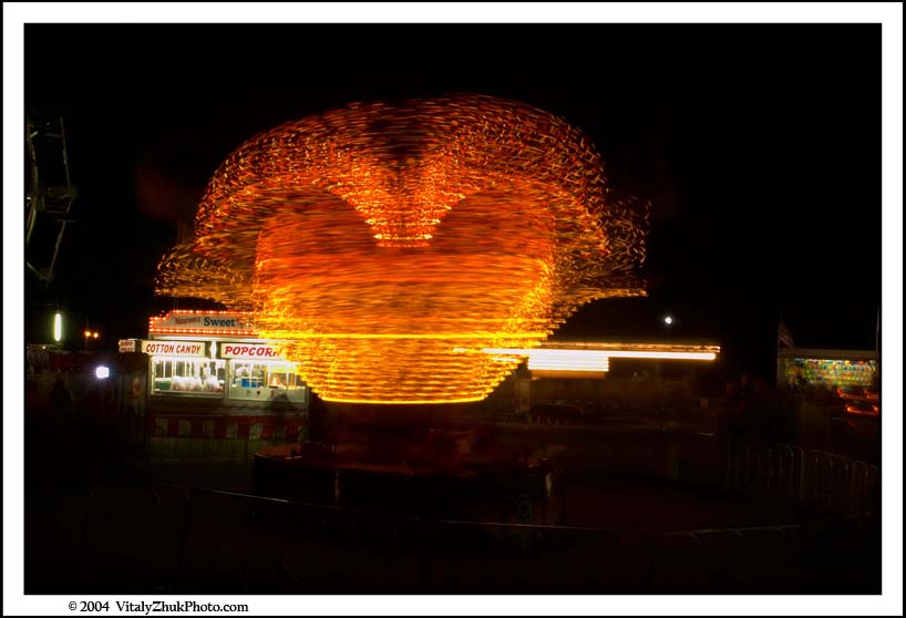 SouthwickCarnivalFireWorks2004 21CWX