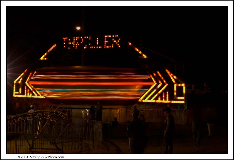SouthwickCarnivalFireWorks2004 24CWX
