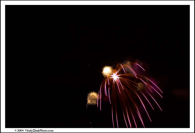 SouthwickCarnivalFireWorks2004 54CWX
