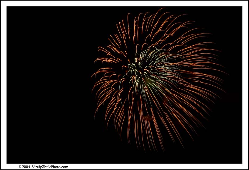 SouthwickCarnivalFireWorks2004 84CWX