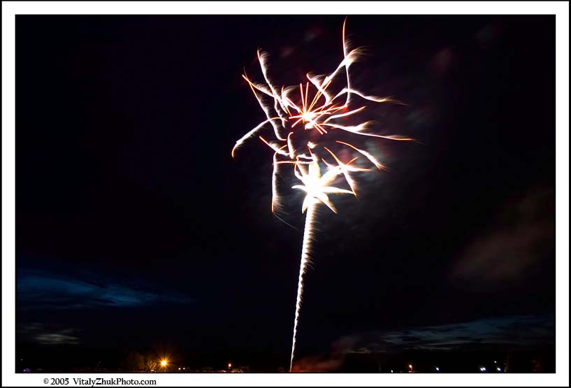 FireWorks 2005 063CWX