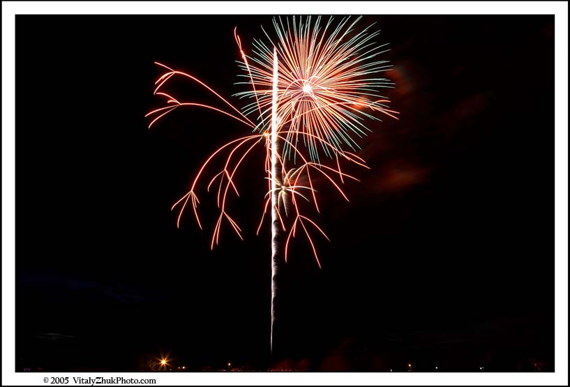 FireWorks 2005 071CWX
