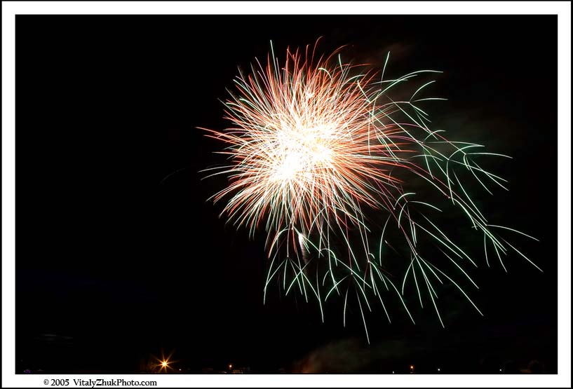 FireWorks 2005 077CWX